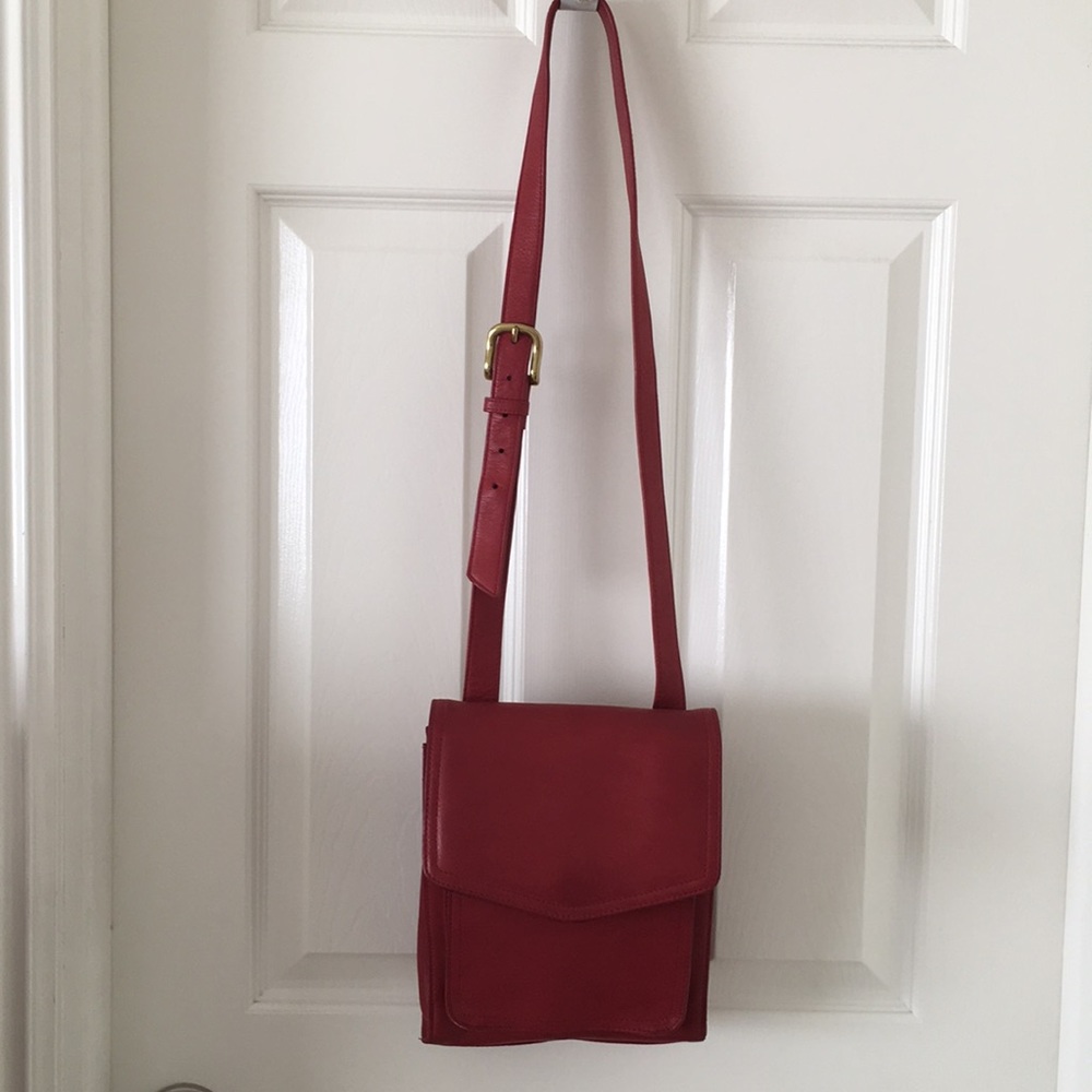 A Red Fossil handbag